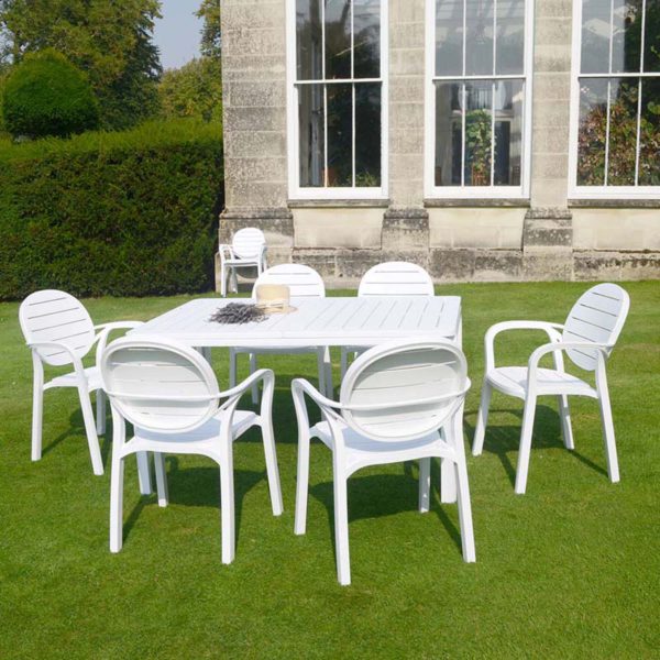 comedor-para-exterior-con-mesa-alloro-y-sillas-palma-blanco-outdoor-design