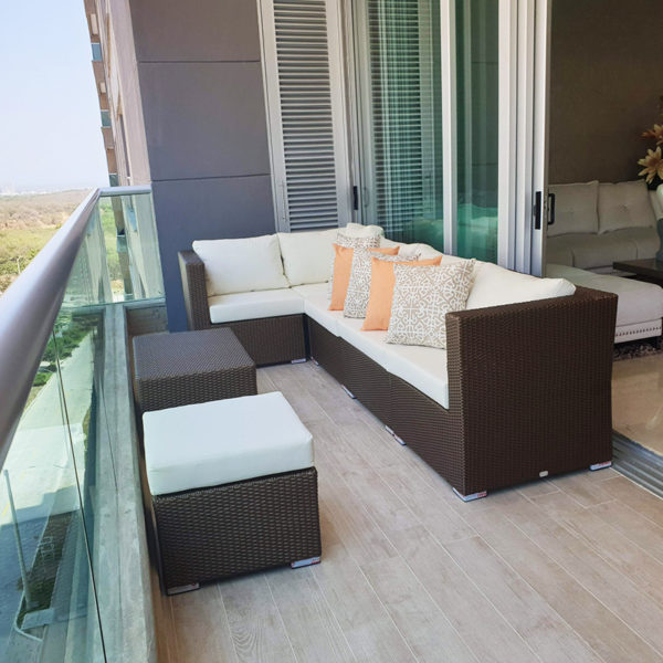 sala-barcelona-en-balcon-barranquilla-outdoor-design
