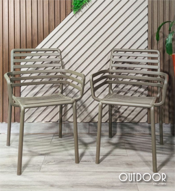 Silla Doga Armchair